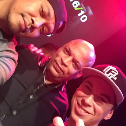 DJ Moortje with friends